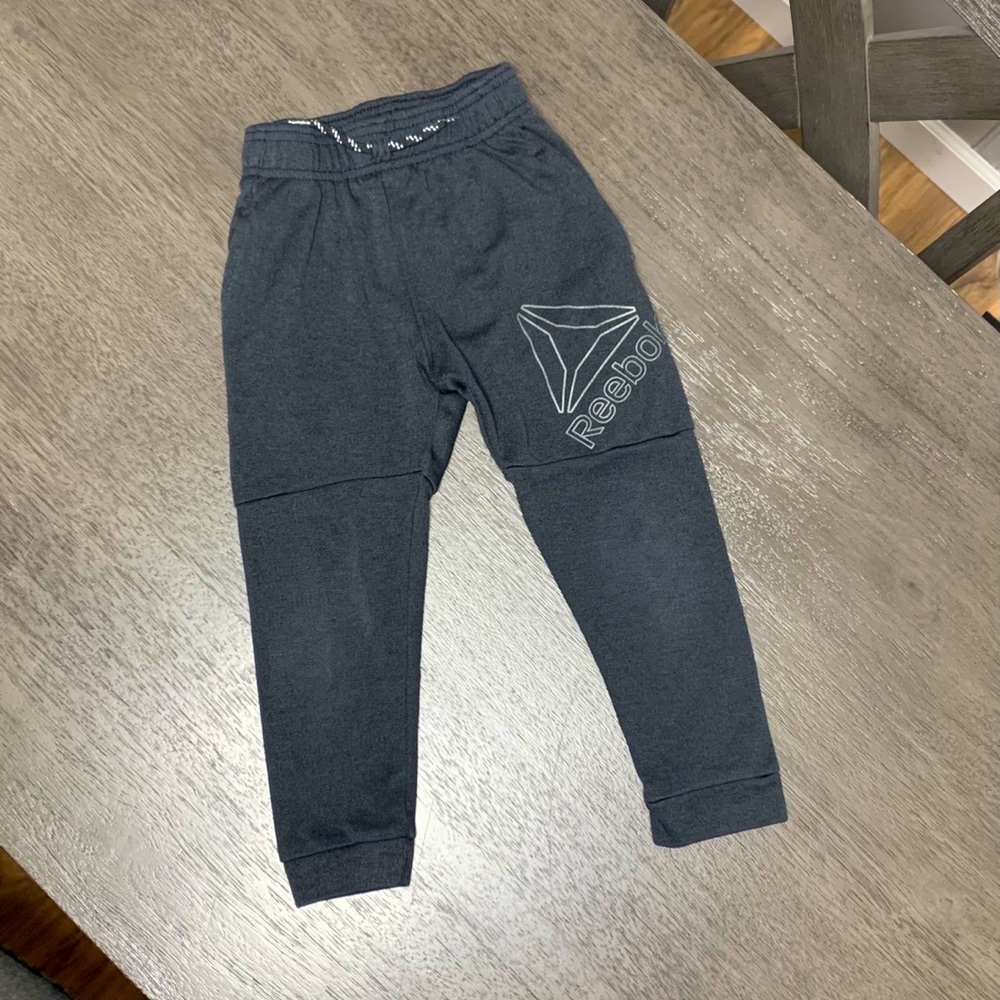 Reebok athletic track pants, drawstring & pockets